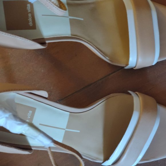 Dolce Vita Halo Heels - Picture 7 of 7